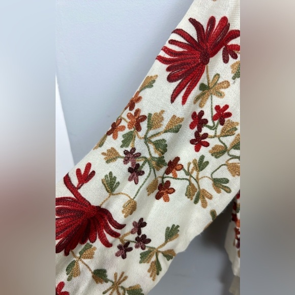 100% Wool Autumn Leaves Embroidered Open Front Sweater Kimono - Picture 3 of 11